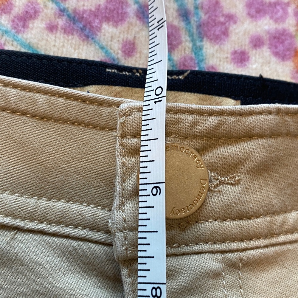 Democracy “Ab” Technology Beige Cargo Pants, Women’s Size 8 - Picture 10 of 14